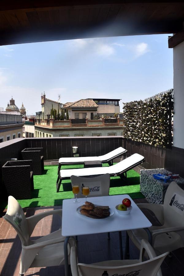 Apartamento Ático céntrico plaza Moravia ,San Julian. Sevilla Exterior foto
